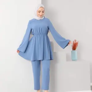 چه رنگی به پوست روشن می‌آید